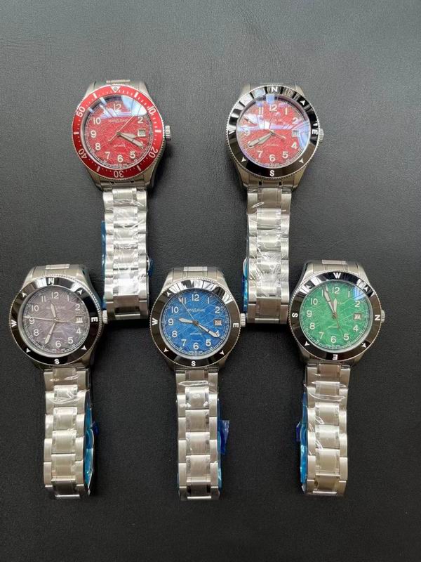 Montblanc watch 080471